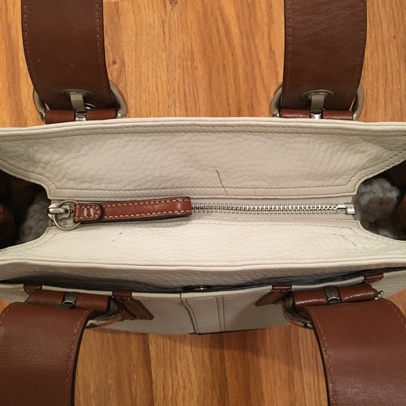 Coach Soho Leather Shoulder Bag - Picture 6 of 8